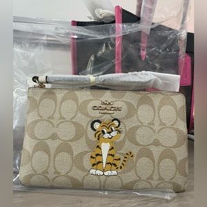 NWT Coach Year of the Tiger Wristlet